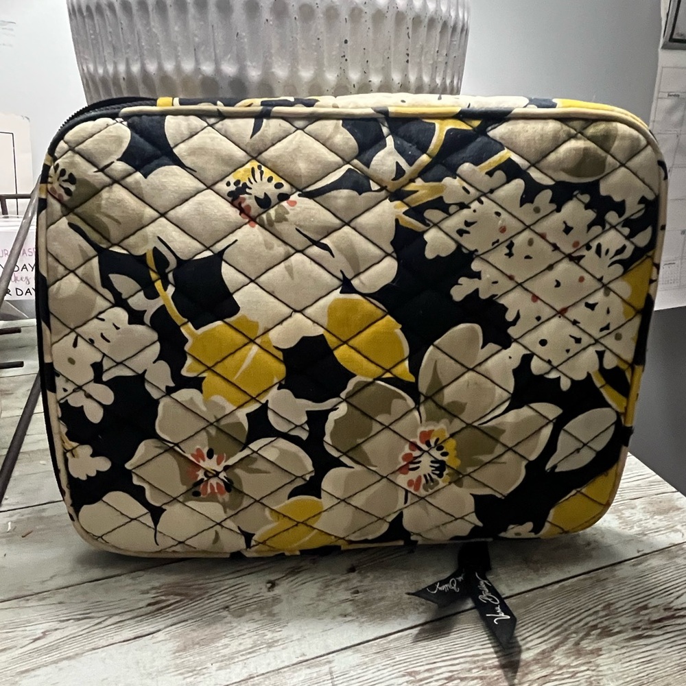 Vera Bradley IPad or Bible holder